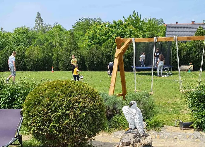 Neven Διαμέρισμα *